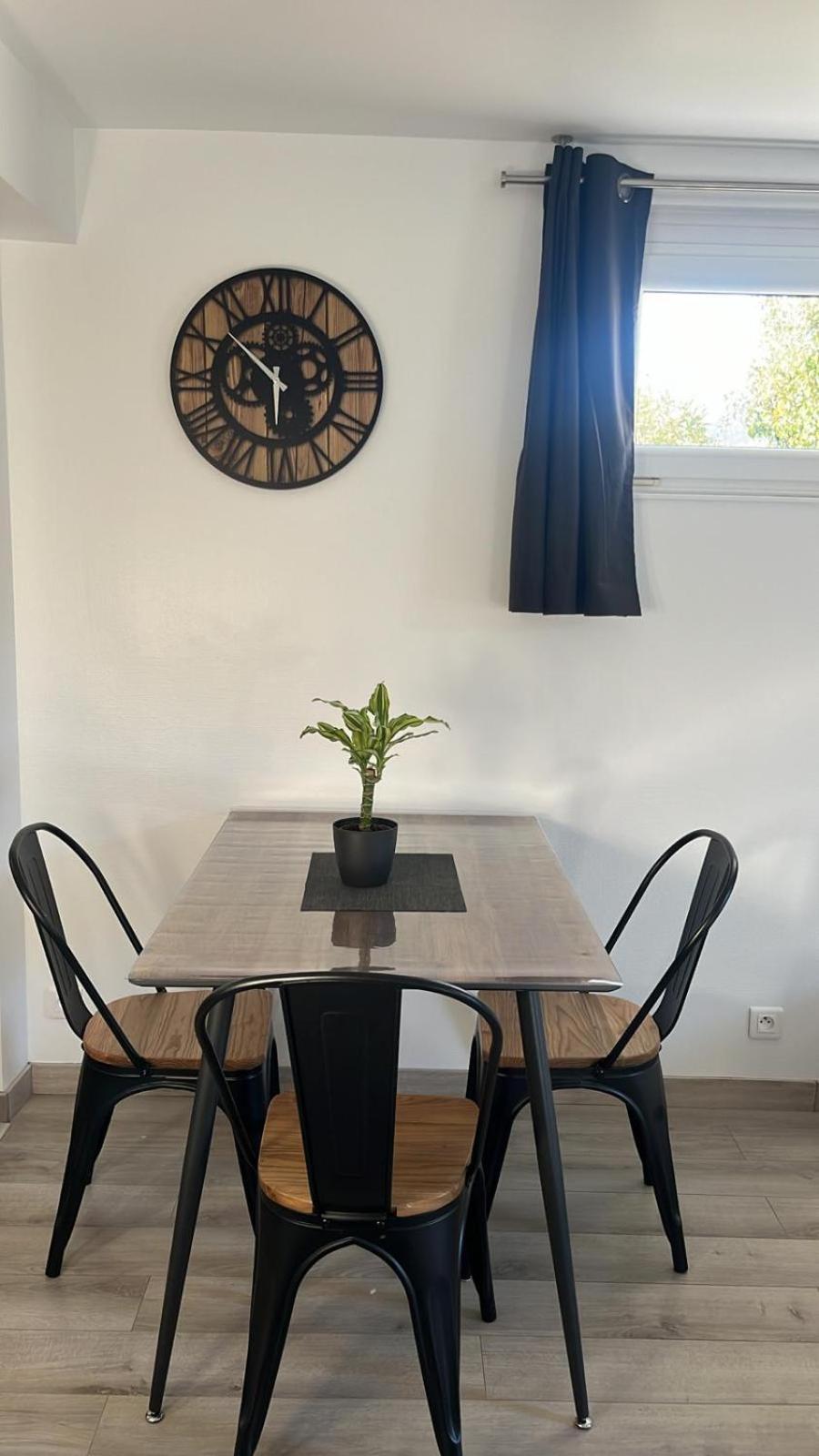 Studio Aux Pieds Des Vignes Eguisheim Exteriör bild